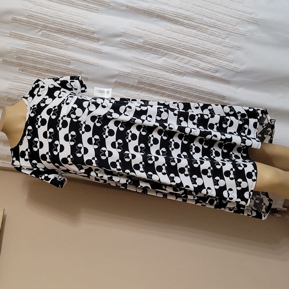 Lularoe Disney Minnie Mouse Carly! NWT!